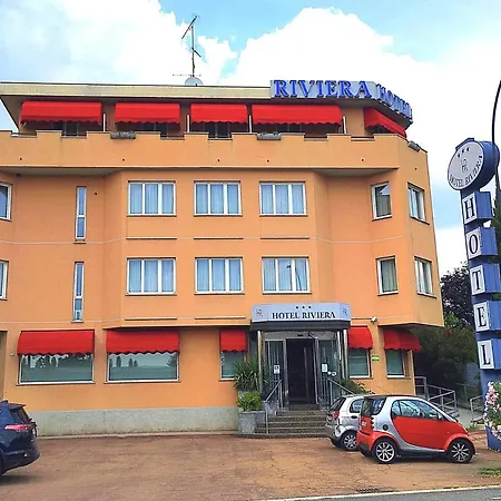 Riviera Hotel