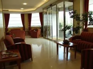 Riviera 3*