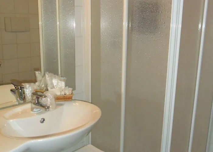 Riviera Hotel Segrate