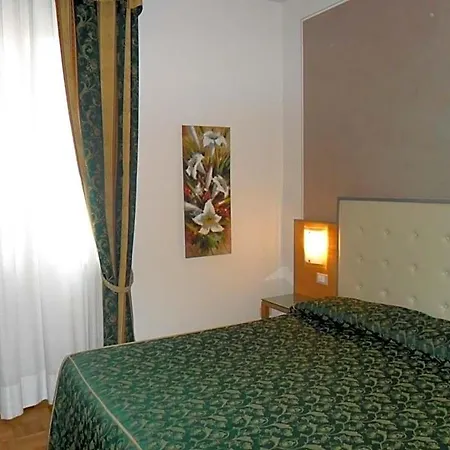 Riviera Hotel Segrate