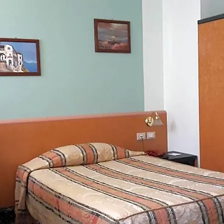 Riviera Hotel 3*
