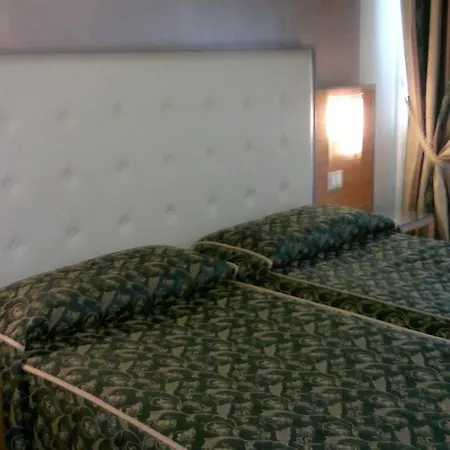 Riviera Hotel 3*