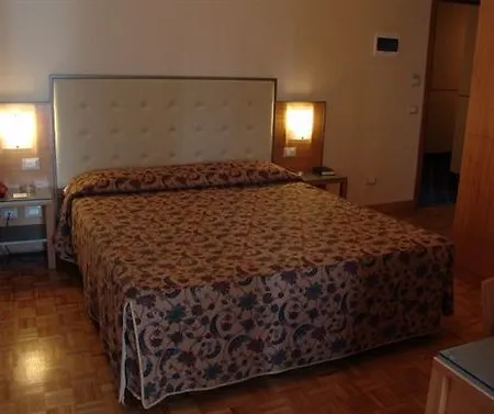 Riviera Hotel
