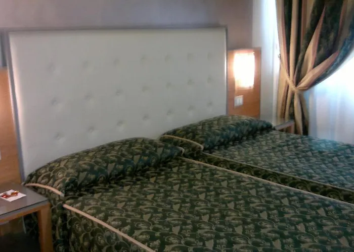 Riviera Hotel 3*